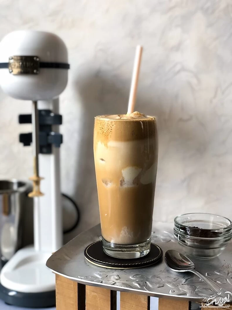 فاراپه با شیر